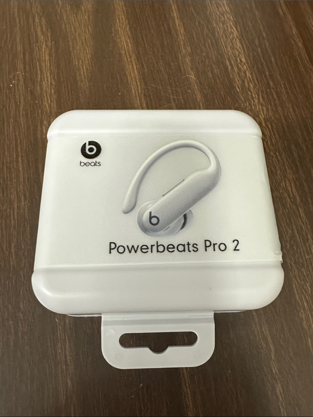 **Beats INSPIRED** by Dre Powerbeats Pro Charging Case in White